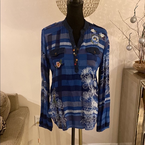 Floral Blue Women's Top - Picture 1 of 8